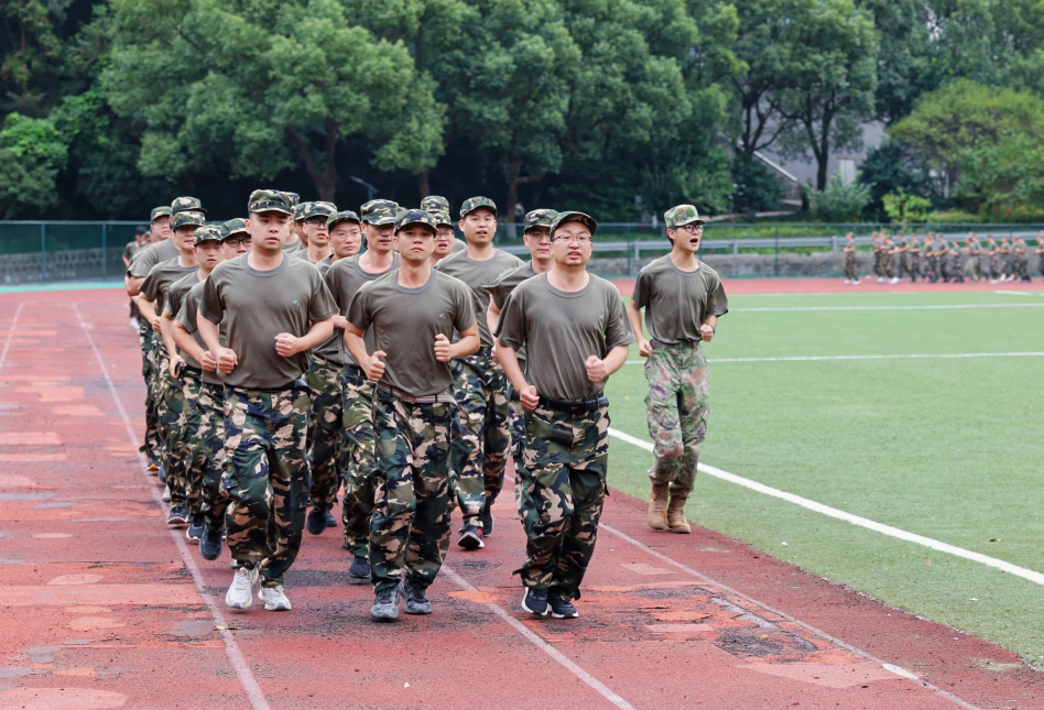 1761033864123703.png 微信圖片_20251021153622_617_38.png